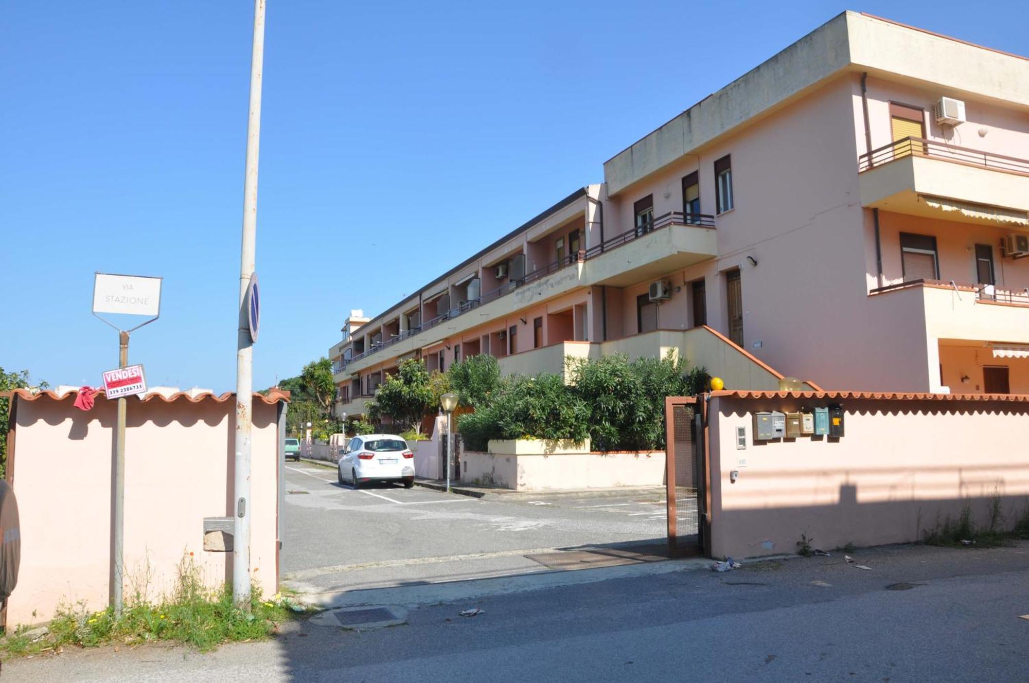 Apartamento Casa Benny Difronte Al Mare Oliveri Exterior foto